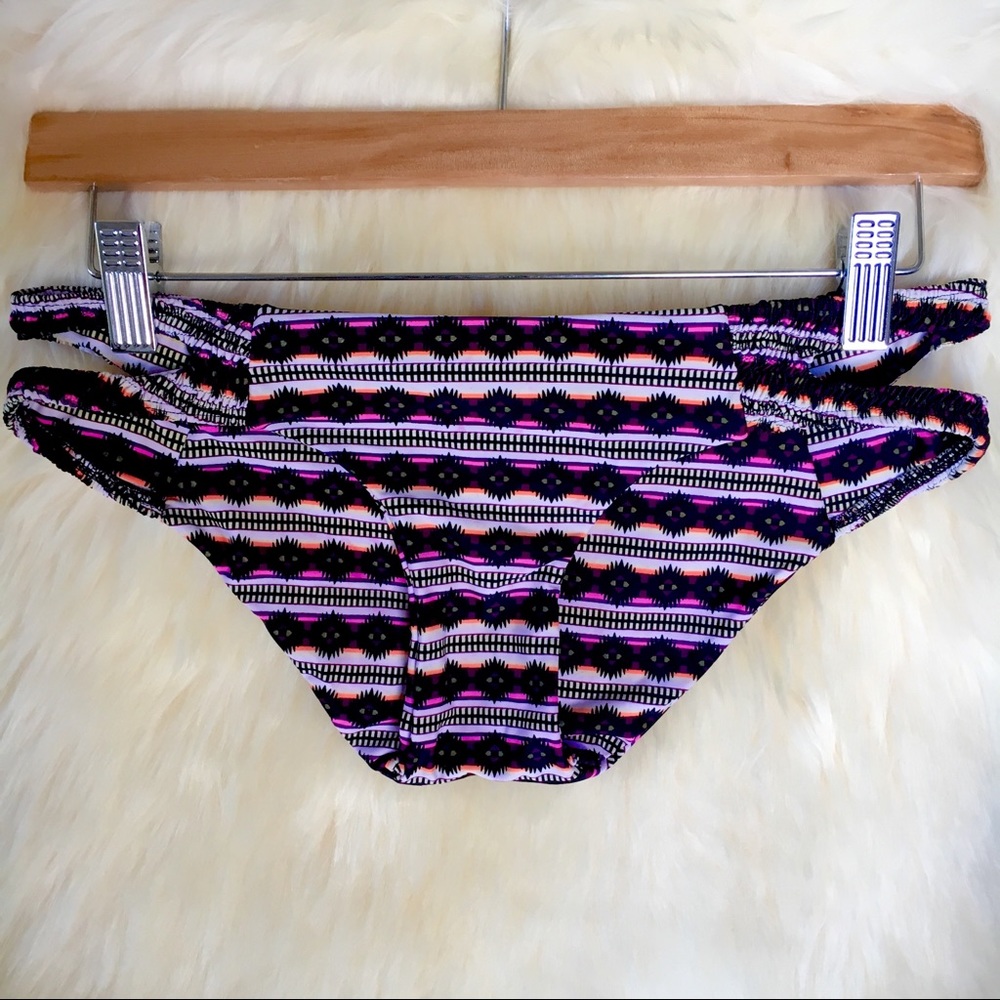 Tori Praver Aztec Patterned Bikini Set Size Sm/Xs - image 6